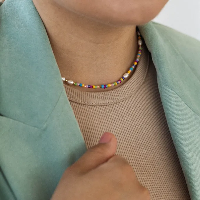 CHOKER Z KORALIKAMI; I PERŁAMI, SREBRNY POZŁACANY