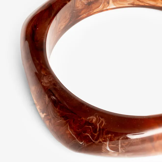 Bransoletka masywna z brązowej żywicy akrylowej 1,9 cm